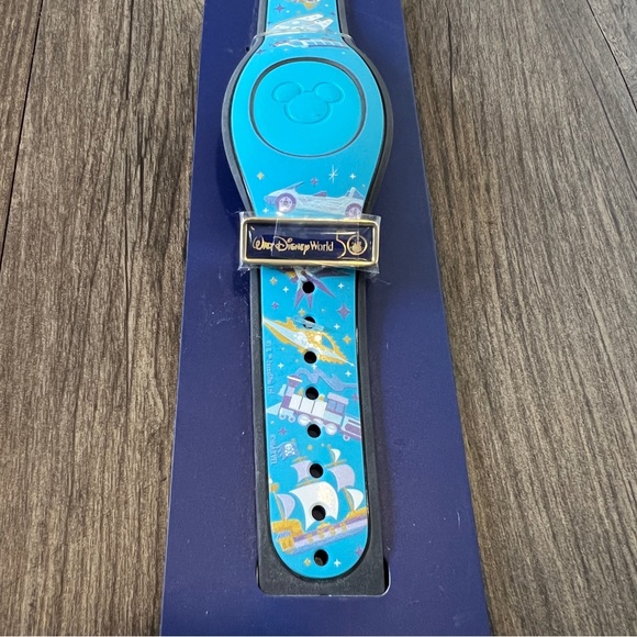 Walt Disney World 50th Anniversary Attraction Vehicles MagicBand 2 - Picture 3 of 4